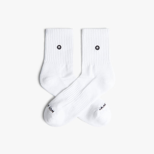 Athletic Essentials Lion Quarter - White