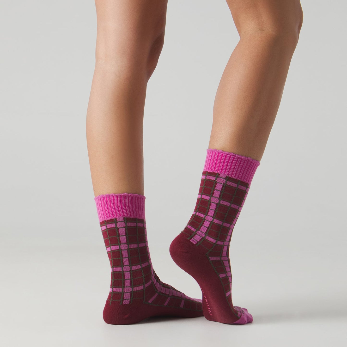 Evelina Kroon Red Pattern - Granet Pink